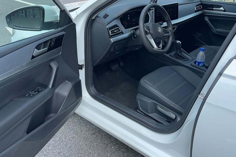 Used Volkswagen Lavida 2023 1.5L Automatic De Yi Edition