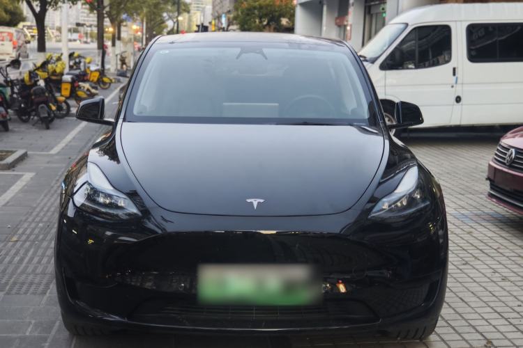Used Tesla Model Y 2023 Rear-Wheel-Drive Version