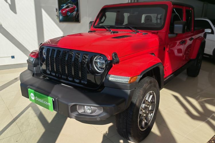 Used  Gladiator 2022 3.6L Pioneer Edition
