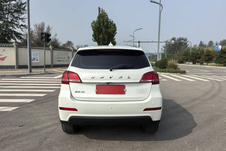 Used Haval H2 2018 1.5T Dual-Clutch Two-Wheel Drive Fashion Model China VI Standard
