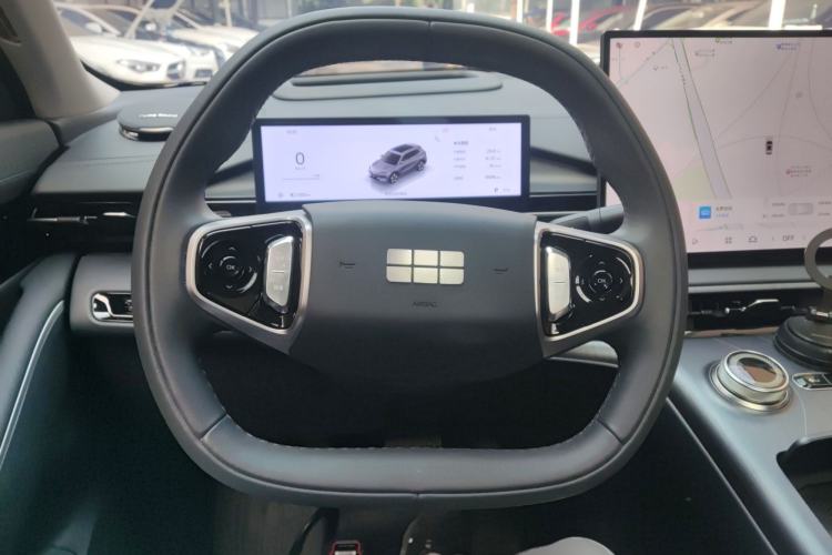 Used  E5 2024 530km Starship Edition