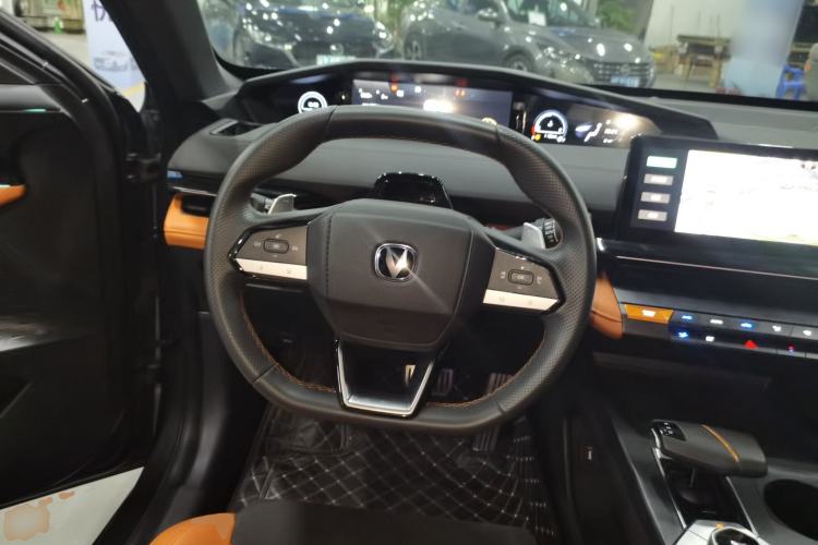 Used Changan UNI-V 2023 1.5T Sport Edition
