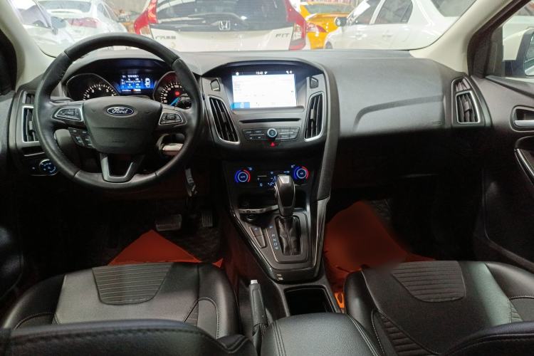 Used Ford Focus 2018 Hatchback Classic EcoBoost 180 Automatic Elite Model
