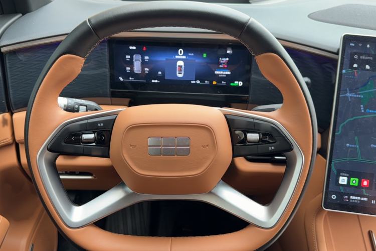 Used  L7 2025 EM-i 115km Exploration+ Edition
