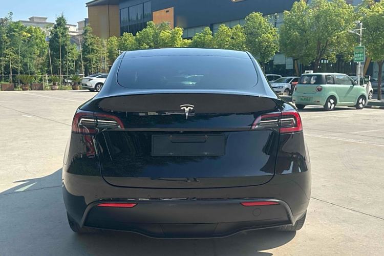 Used Tesla Model Y 2021 Standard Range Rear-Wheel Drive Version
