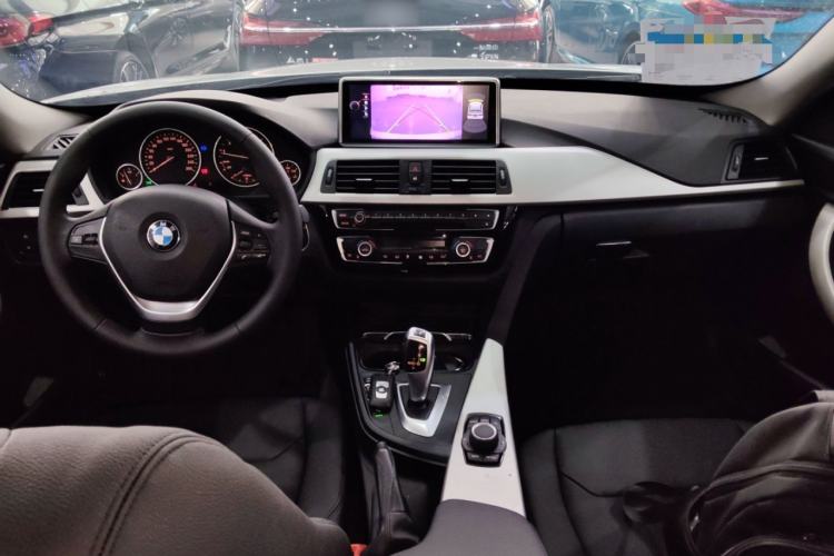 Used BMW 3 Series GT 2017 320i Sport Edition