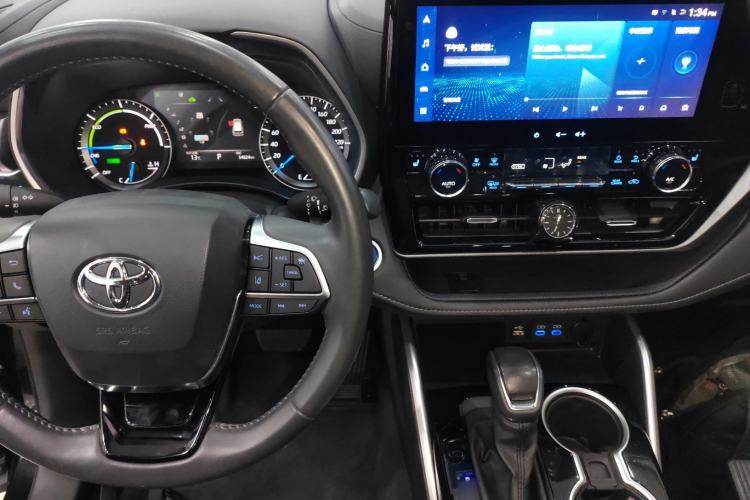 Used Toyota Highlander 2022 Dual-Engine 2.5L Four-Wheel Drive Prestige Version 7 Seats