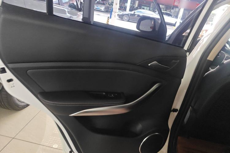 Used BYD Song New Energy 2019 Song DM 1.5TID Smart Connect Dynamic Model
