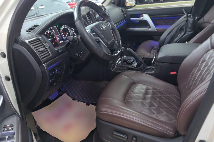 Used Toyota Land Cruiser 2019 4.0L GX-R GT 8-Cylinder Genuine Leather – Middle East