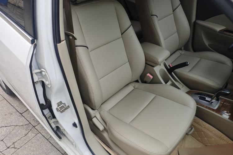 Used Buick Excelle 2013 1.5L Automatic Luxury Model
