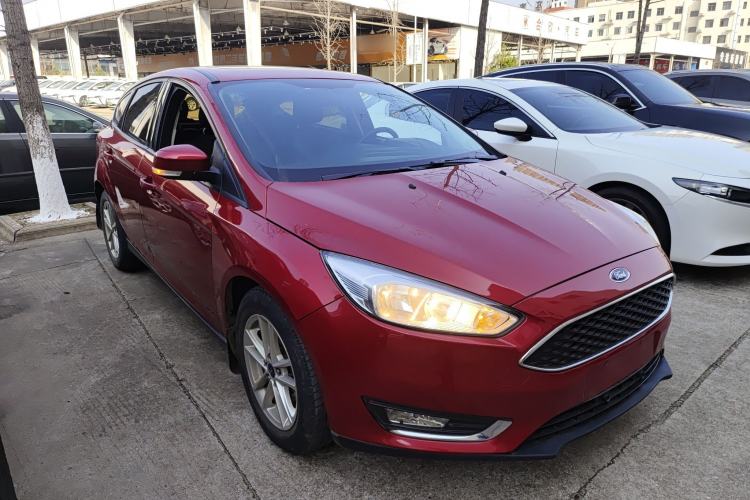 Used Ford Focus 2017 Hatchback 1.6L Automatic Fashion Edition Smart Drive Version