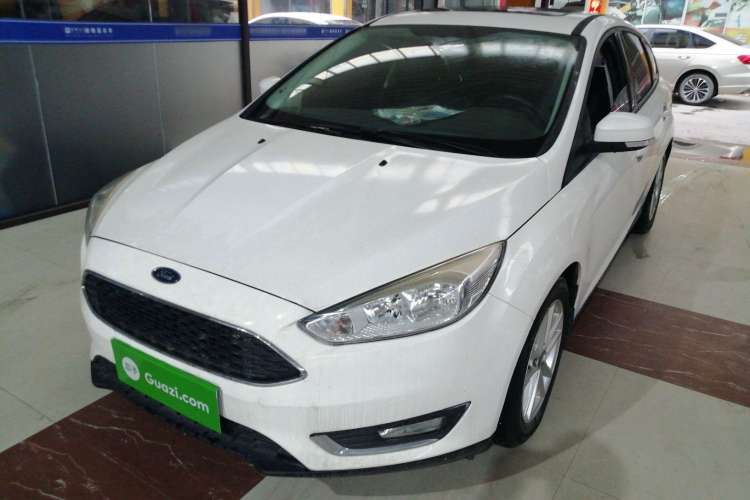 Used Ford Focus 2015 Hatchback 1.6L Automatic Fashion Edition
