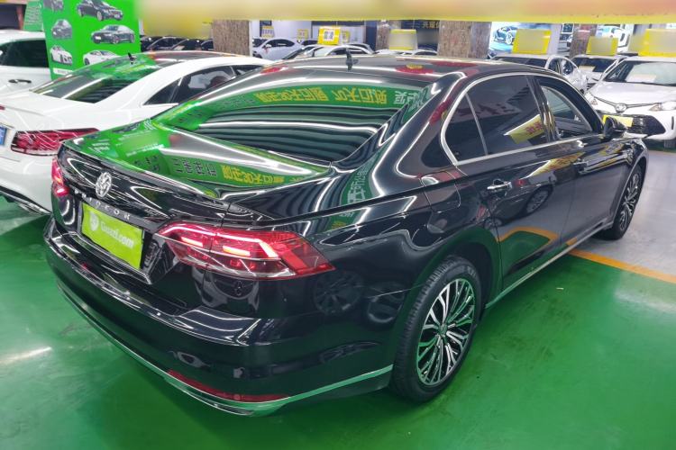 Used Volkswagen Phideon 2018 Revised Version 380TSI Two-Wheel Drive Business Edition
