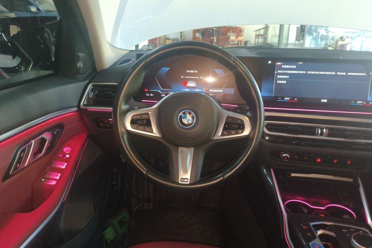 Used BMW i3 2022 eDrive 35 L
