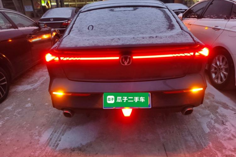 Used Changan UNI-V 2022 1.5T Prestige Version