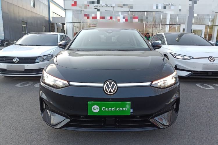 Used Volkswagen ID.7 VIZZION 2024 AIR model
