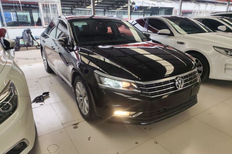 Used Volkswagen Passat 2017 330TSI DSG Luxury Edition
