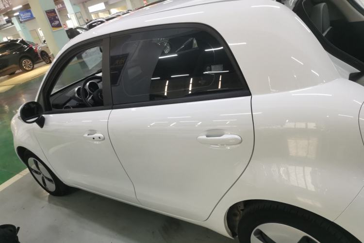 Used ORA Black Cat 2022 Updated Version 301 km Cute Pet Edition Lithium Iron Phosphate