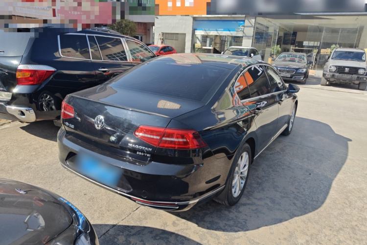 Used Volkswagen Magotan 2018 Facelift 330TSI DSG Luxury Model
