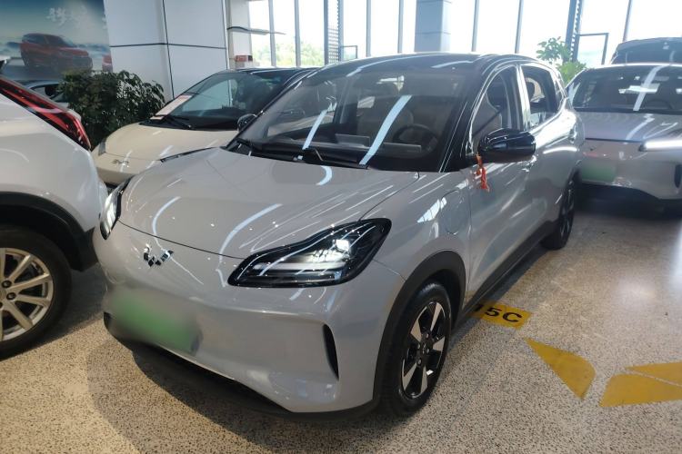 Used Wuling Bingo PLUS 2024 330 km Range Five-Seater Version
