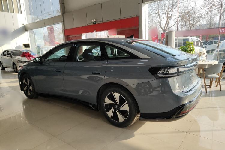 Used Volkswagen ID.7 VIZZION 2024 AIR model