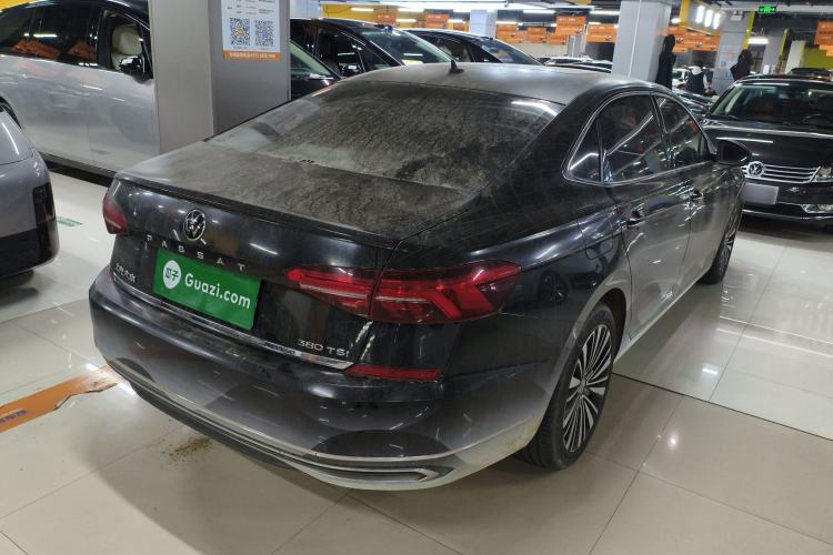 Used Volkswagen Passat 2019 330TSI Luxury Edition China VI Standard
