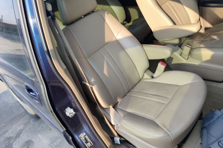 Used Buick GL8 2014 2.4L Executive Edition
