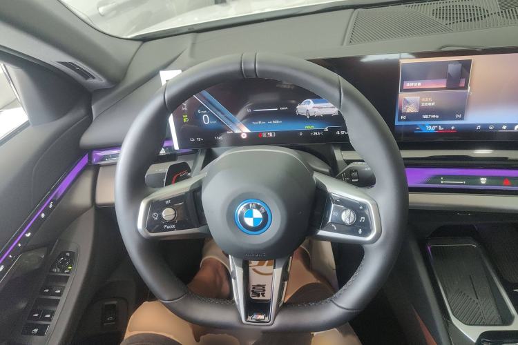 Used BMW i5 2024 eDrive 35L M Sport Package
