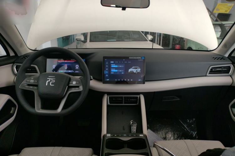 Used BYD Yuan UP 2025 Model 301KM Leading Version