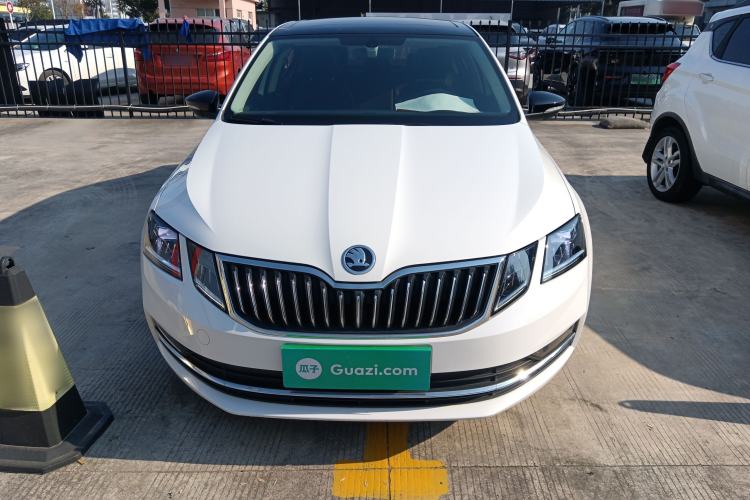 Used Skoda Octavia 2018 TSI280 DSG Luxury Edition