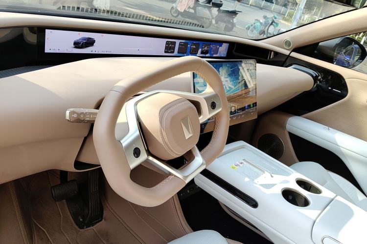 Used  07 2024 Pro+ Range-Extended Edition
