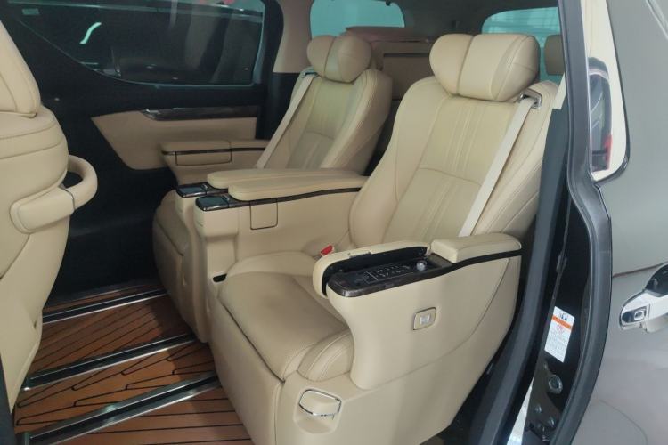 Used Toyota Alphard 2020 Dual-Engine 2.5L Prestige Edition
