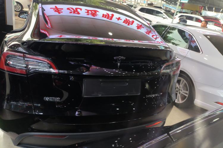 Used Tesla Model Y 2022 Rear-Wheel-Drive Version
