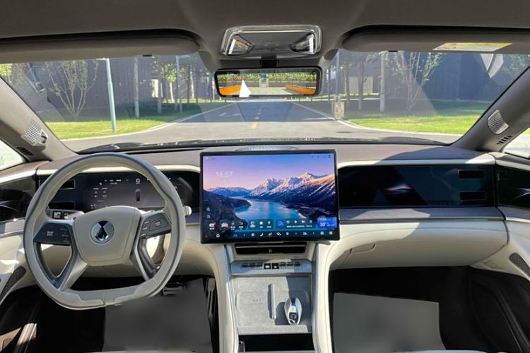 Used Denza Z9 2024 1100 km Four-Wheel Drive Max Version
