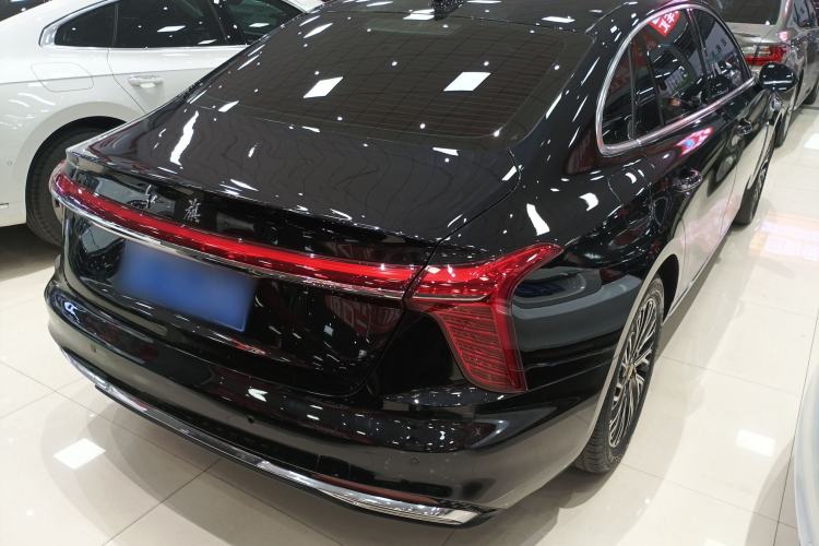 Used Hongqi H5 2024 2.0T Automatic Smart Connect Flagship Edition
