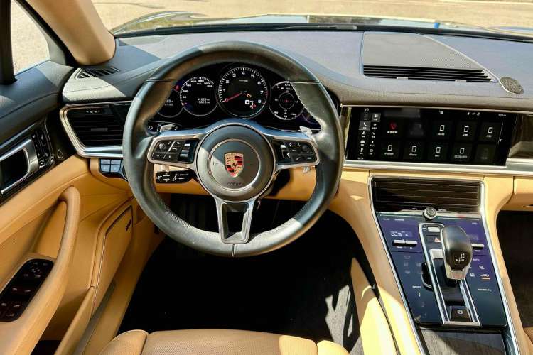 Used Porsche Panamera 2017 Panamera 4S Executive Long Wheelbase 2.9T
