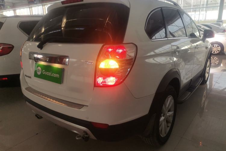 Used Chevrolet Captiva 2014 2.4L 4x4 Flagship Edition 7 Seats
