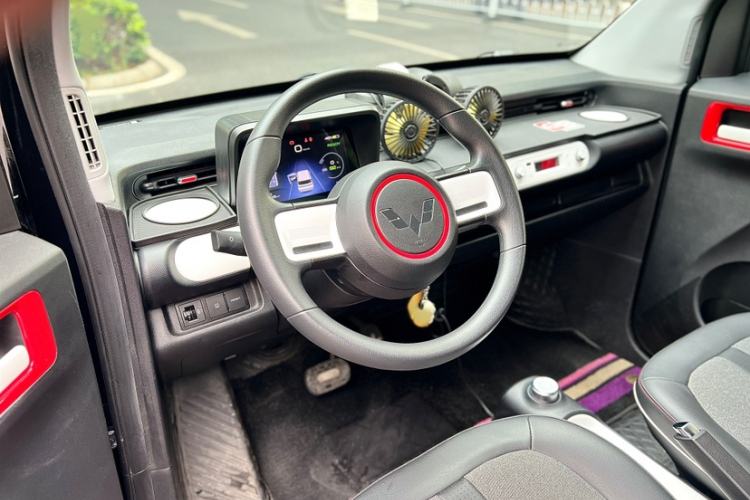 Used Wuling Hongguang MINIEV 2022 GAMEBOY 200km Gaming Edition with Lithium Iron Phosphate