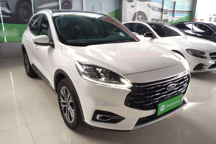 Used Ford Escape 2020 EcoBoost 245 Two-Wheel-Drive Titanium Edition