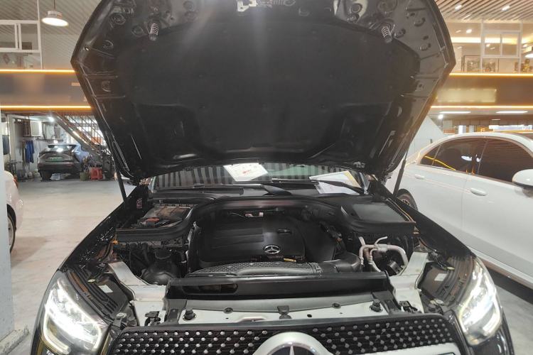 Used Mercedes-Benz GLC 2020 GLC 260 L 4MATIC Luxury Model
