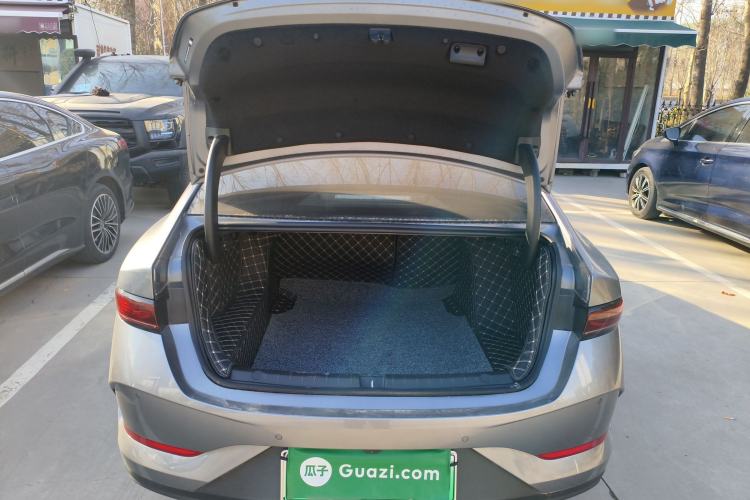 Used BYD Qin PLUS 2025 DM-i Smart Drive 55KM Leading Model