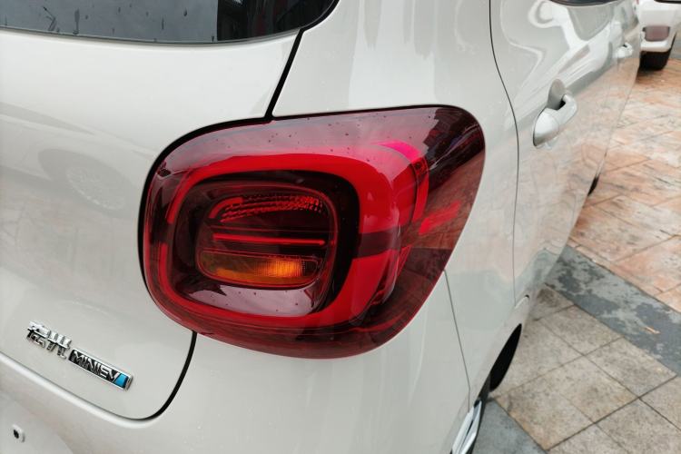 Used Wuling Hongguang MINIEV 2025 Four-Door Version Advanced Edition
