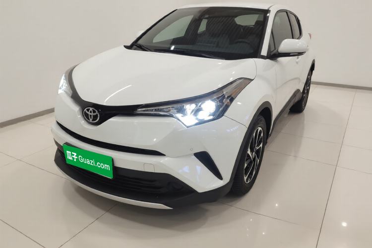 Used Toyota IZOA 2020 2.0L Yi Xiang CARE