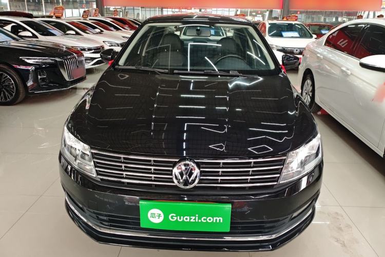 Used Volkswagen Lavida 2017 1.6L Automatic Comfort Edition
