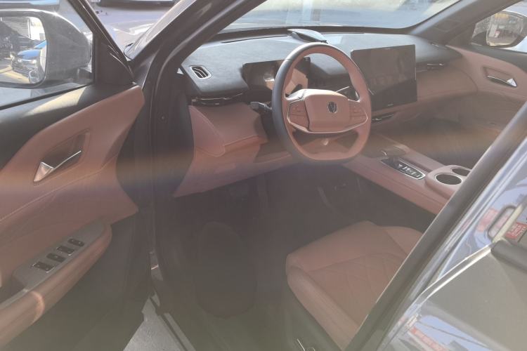 Used Changan UNI-Z New Energy 2024 Blue Whale Smart Electric iDD 125km Excellence Model