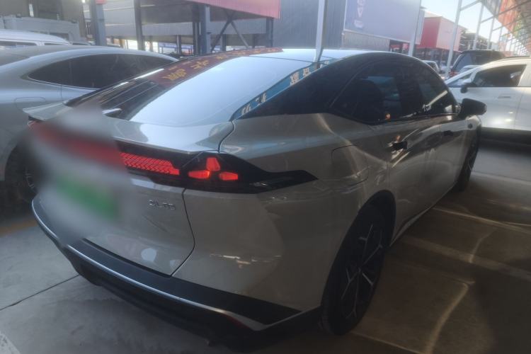 Used  SL03 2023 200Max Range-Extended Version
