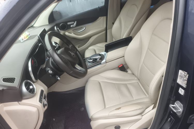 Used Mercedes-Benz GLC 2017 GLC 300 4MATIC Sport Edition
