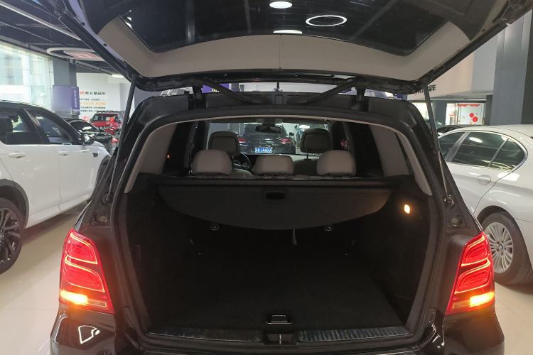 Used Mercedes-Benz GLK-Class 2015 GLK 260 4MATIC Dynamic Edition Ultimate Version
