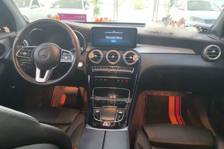 Used Mercedes-Benz GLC 2021 GLC 260 L 4MATIC Dynamic Edition
