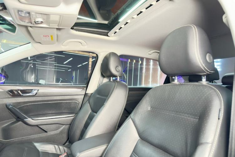 Used Volkswagen Passat 2017 330TSI DSG Prestige Edition
